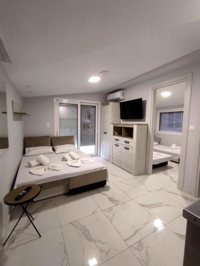 Apartments Nera Paralia-Apartment With Sea View 외부 사진